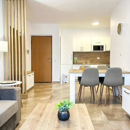 Apartment Arberia 848 *